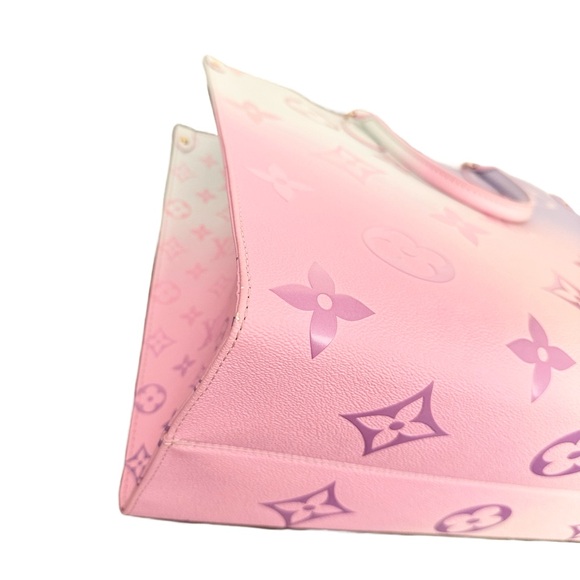 Louis Vuitton Monogram Giant Spring In The City OnTheGo GM Sunrise Pastel - Picture 7 of 10